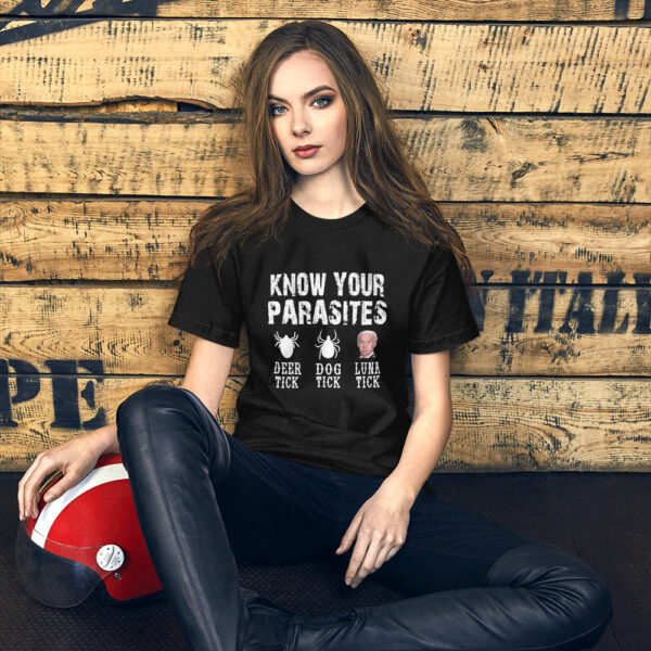 Know your parasites Unisex T-Shirt